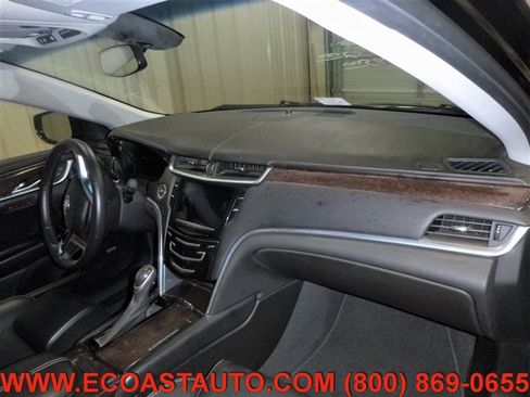 Used 2014 Cadillac XTS Luxury image 10