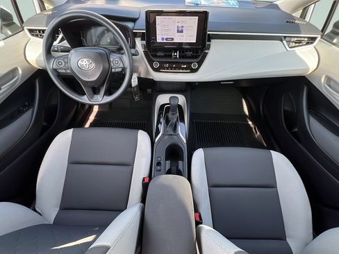 Used 2026 Toyota Corolla LE FWD image 10