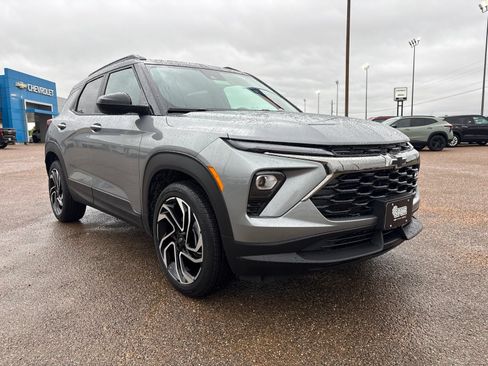 New 2026 Chevrolet TrailBlazer RS w/ Convenience Package FWD image 8