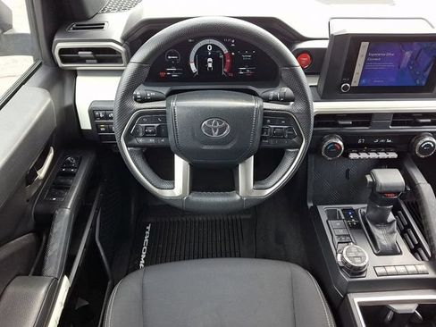 Used 2024 Toyota Tacoma TRD Off-Road AWD/4WD image 11