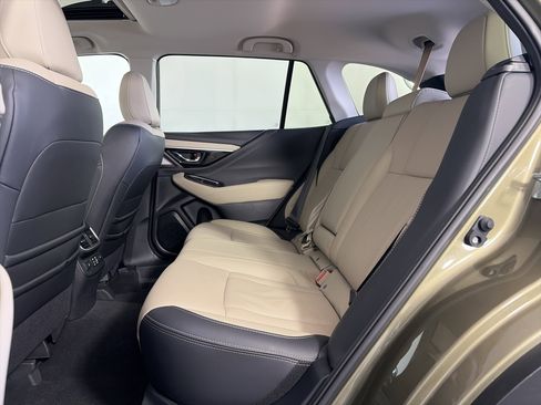 Used 2023 Subaru Outback Limited image 7