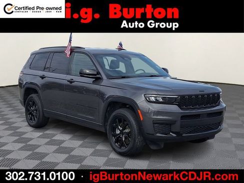 Used 2024 Jeep Grand Cherokee L Laredo AWD/4WD image 1