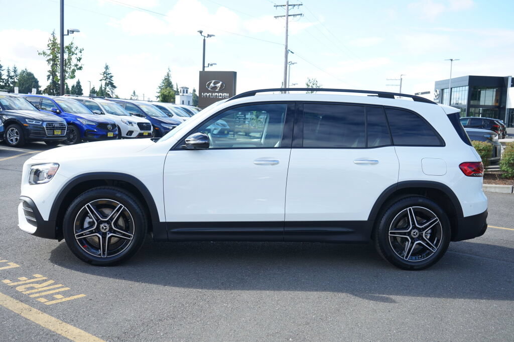Used 2023 Mercedes-Benz GLB 250 4MATIC image 8