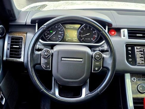 Used 2014 Land Rover Range Rover Sport HSE image 12