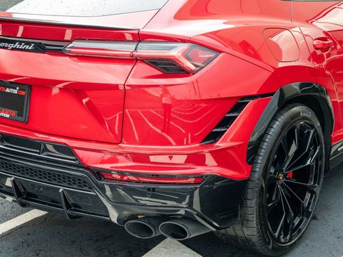 Used 2023 Lamborghini Urus S AWD/4WD image 14