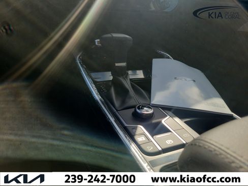 New 2026 Kia Sorento LX FWD image 18