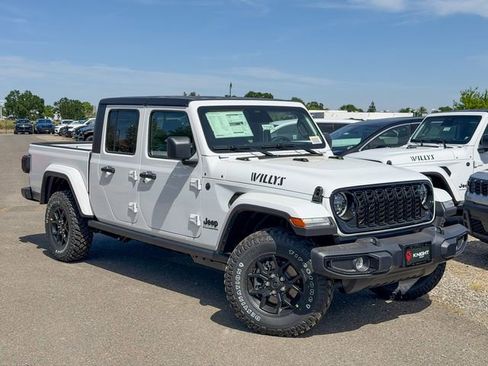 New 2026 Jeep Gladiator Willys image 2