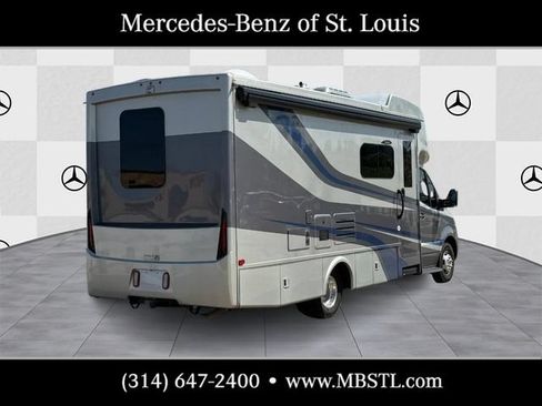 Used 2020 Mercedes-Benz Sprinter 3500 image 3