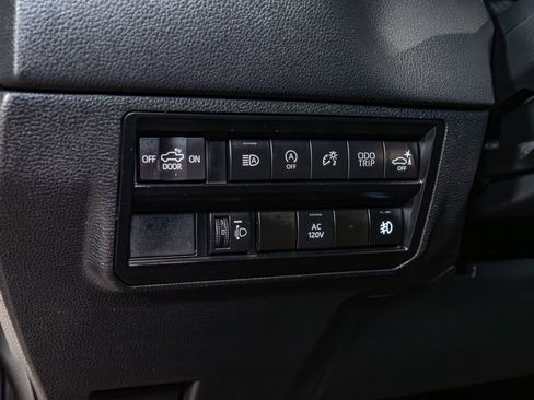 Used 2023 Toyota Tundra Limited w/ TRD Off-Road Package AWD/4WD image 18