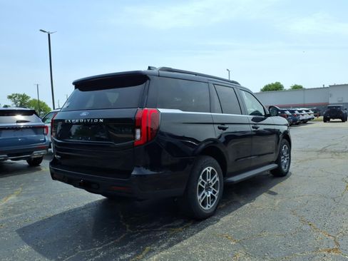 New 2026 Ford Expedition Active AWD/4WD image 6