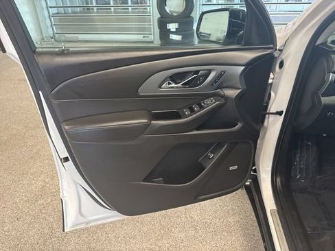 Certified 2020 Chevrolet Traverse Premier w/ Redline Edition AWD/4WD image 29