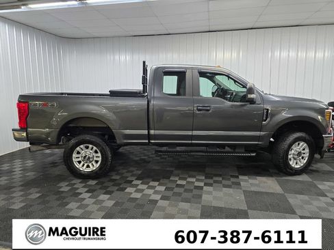Used 2018 Ford F350 XL AWD/4WD image 2