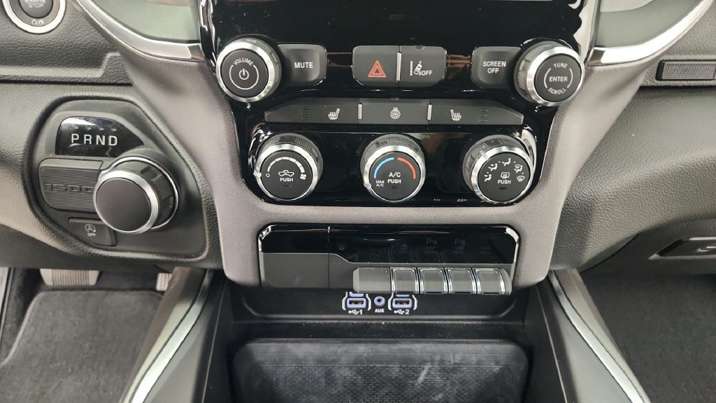 Used 2025 RAM 1500 Big Horn RWD image 38