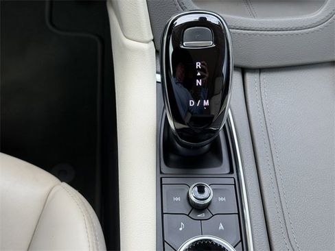 Used 2021 Cadillac XT5 Premium Luxury image 25