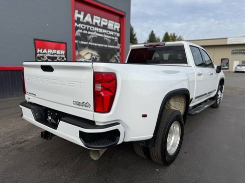 Used 2024 Chevrolet Silverado 3500 High Country w/ Technology Package image 6
