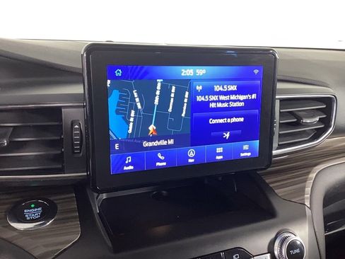 Used 2020 Ford Explorer Limited w/ Equipment Group 310A image 30