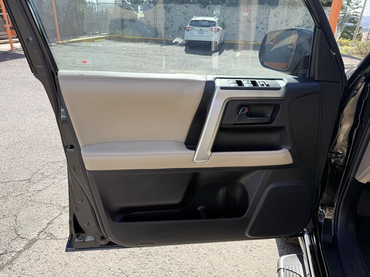 Used 2011 Toyota 4Runner SR5 RWD image 11