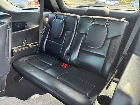 Certified 2025 Ford Explorer ST-Line image 29