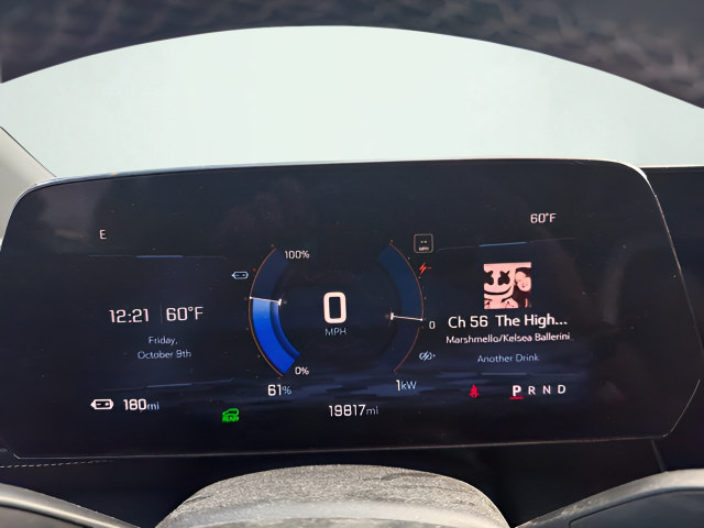 Used 2024 Chevrolet Blazer EV LT AWD/4WD image 4