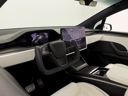 Used 2023 Tesla Model X Plaid AWD/4WD image 21