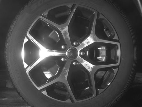 Used 2025 Jeep Compass Limited image 13