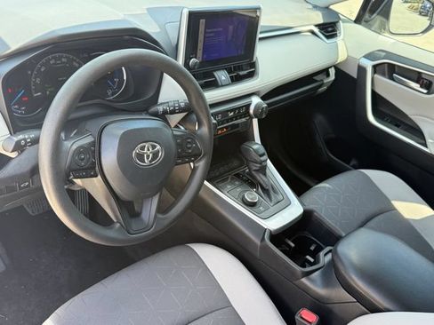 Used 2023 Toyota RAV4 XLE w/ Convenience Package AWD/4WD image 12