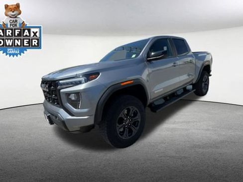 Used 2025 GMC Canyon Elevation w/ Convenience Package AWD/4WD image 5