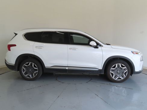 Used 2022 Hyundai Santa Fe Limited image 2