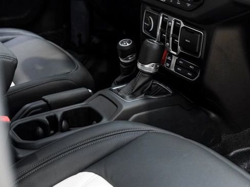 Used 2024 Jeep Wrangler Unlimited Rubicon 392 image 70