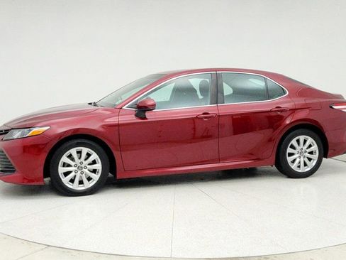 Used 2018 Toyota Camry LE w/ Protection Package (Q2) image 8