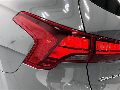 Used 2022 Hyundai Santa Fe SEL w/ Convenience Package FWD image 37