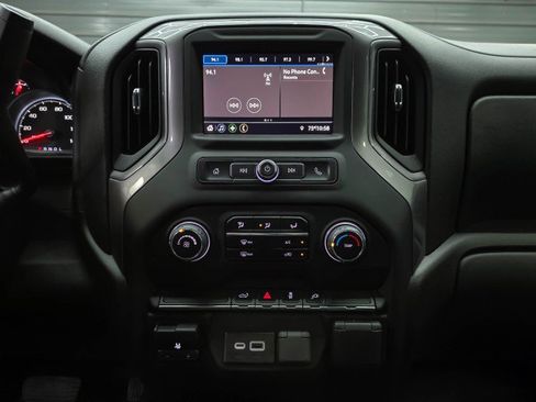 Used 2022 Chevrolet Silverado 2500 Custom w/ Custom Convenience Package AWD/4WD image 25