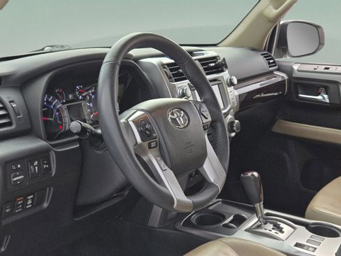 Used 2017 Toyota 4Runner Limited RWD image 10