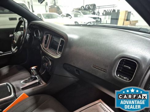Used 2022 Dodge Charger SXT RWD image 33