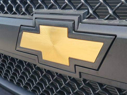 Used 2025 Chevrolet Express 2500 Extended w/ Driver Convenience Package RWD image 10