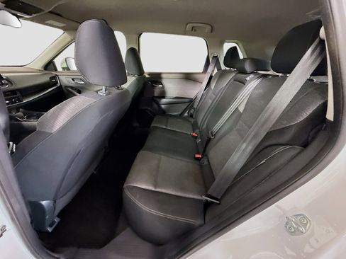 Used 2023 Nissan Rogue SV image 25