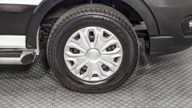 Used 2024 Ford Transit 250 Low Roof w/ Exterior Upgrade Package RWD image 28
