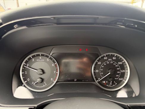 Used 2025 INFINITI QX60 Pure image 19