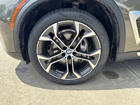 Used 2024 BMW X5 sDrive40i w/ Premium Package RWD image 9