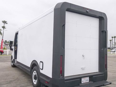 Used 2024 Chevrolet Brightdrop 600 w/ Commercial Equipment Package AWD/4WD image 7