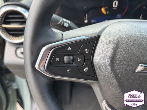 Used 2025 Chevrolet Trax ACTIV w/ Driver Confidence Package FWD image 16
