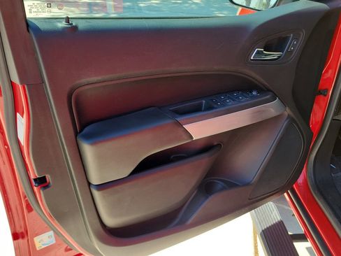 Used 2019 Chevrolet Colorado LT RWD image 19