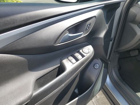 Used 2025 Buick Envista Sport Touring w/ Convenience I Package FWD image 19