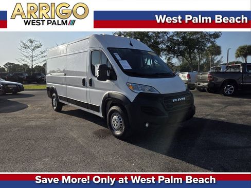 Used 2025 RAM ProMaster 2500 w/ Convenience Group FWD image 1