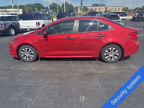 Used 2021 Toyota Corolla LE FWD image 9