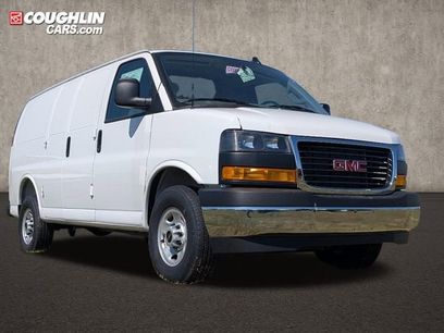 New 2025 GMC Savana 2500 w/ Enhanced Convenience Package