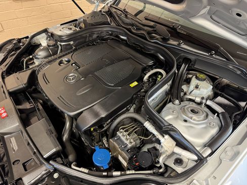 Used 2014 Mercedes-Benz E 350 4MATIC Sedan image 47