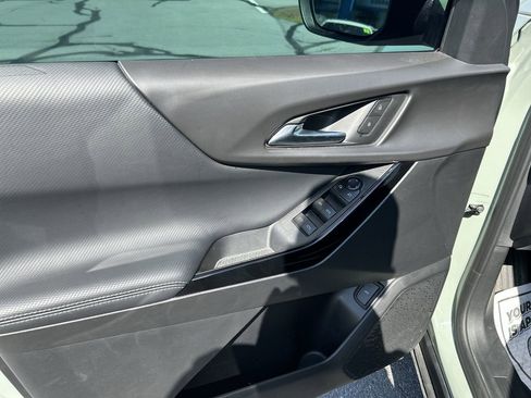 Used 2026 Chevrolet Equinox LT w/ Convenience Package II AWD/4WD image 19