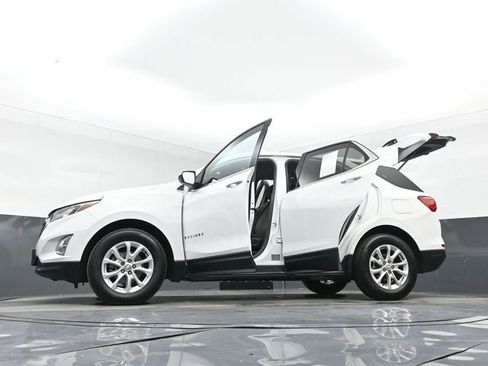 Used 2018 Chevrolet Equinox LT FWD image 52
