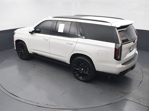 Used 2021 Cadillac Escalade Sport w/ Driver Assist Tech Package AWD/4WD image 48